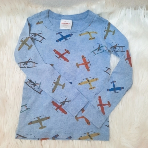 Hanna Andersson Gray Airplane Print PJ Top - Picture 1 of 6